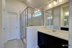 1724 Heritage Maples, New Braunfels, TX 78132 - Photo 18