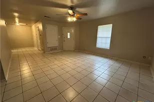 603 E Sandy Ln, Little River-Academy, TX 76554 - Photo 4