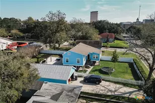 201 N Victoria St, Victoria, TX 77901 - Photo 40