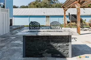 201 N Victoria St, Victoria, TX 77901 - Photo 34