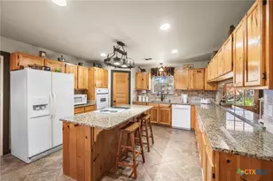 26371 Dull Knife Trail, San Antonio, TX 78255 - Photo 8