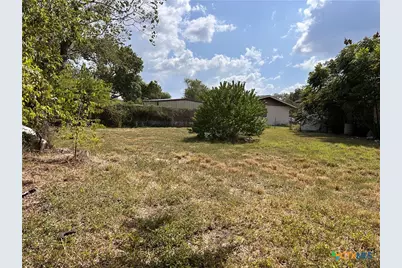 210 Travis Street, Port Lavaca, TX 77979 - Photo 10