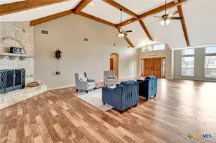 20 Stone Meadow Dr, Victoria, TX 77905 - Photo 8