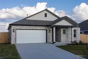 3725 Pin Oak Hls, Seguin, TX 78155 - Photo 2