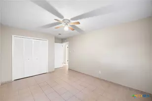 5523 King Richard St, San Antonio, TX 78229 - Photo 28