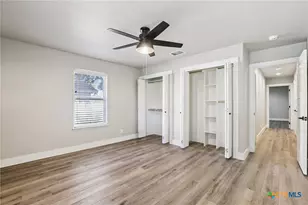 786 Renee St, Seguin, TX 78155 - Photo 18