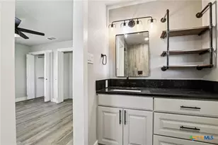 786 Renee St, Seguin, TX 78155 - Photo 20