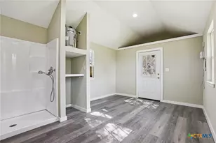 786 Renee St, Seguin, TX 78155 - Photo 34