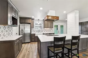 786 Renee St, Seguin, TX 78155 - Photo 12