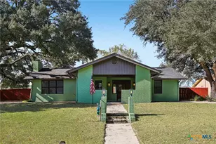 786 Renee St, Seguin, TX 78155 - Photo 2