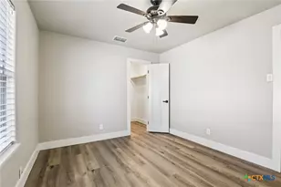 786 Renee St, Seguin, TX 78155 - Photo 28