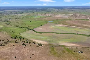 11064 Co Rd 210, Bertram, TX 78605 - Photo 14