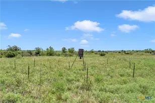 11064 Co Rd 210, Bertram, TX 78605 - Photo 28