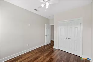 805 N Main St, McGregor, TX 76657 - Photo 16