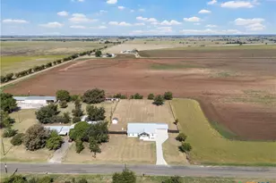 805 N Main St, McGregor, TX 76657 - Photo 38