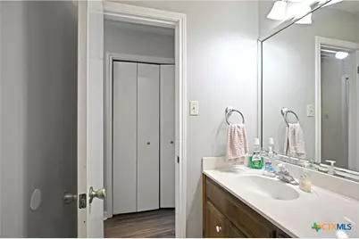 240 Oak Court, New Braunfels, TX 78132 - Photo 22