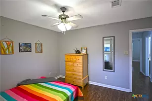 240 Oak Ct, New Braunfels, TX 78132 - Photo 18