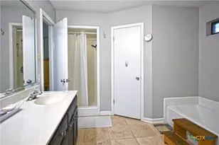 240 Oak Ct, New Braunfels, TX 78132 - Photo 26