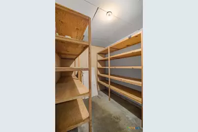 3104 Erwin Avenue, Victoria, TX 77901 - Photo 14