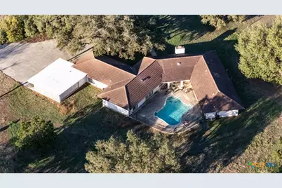 609 Rudeloff Road, Seguin, TX 78155 - Photo 8