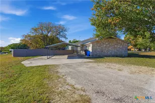 151 Hillside St, Seguin, TX 78155 - Photo 28
