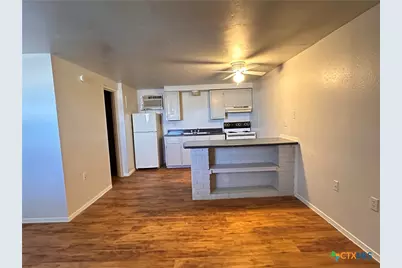 1706 N Interstate 35 #6, San Marcos, TX 78666 - Photo 2