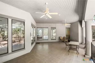 23204 Fossil Peak, San Antonio, TX 78261 - Photo 34