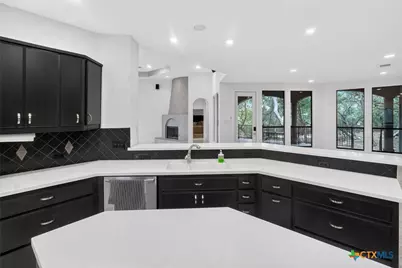 23204 Fossil Peak, San Antonio, TX 78261 - Photo 18