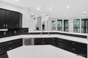 23204 Fossil Peak, San Antonio, TX 78261 - Photo 18