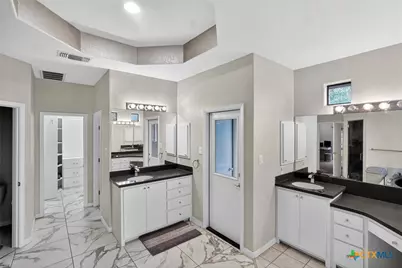 23204 Fossil Peak, San Antonio, TX 78261 - Photo 22