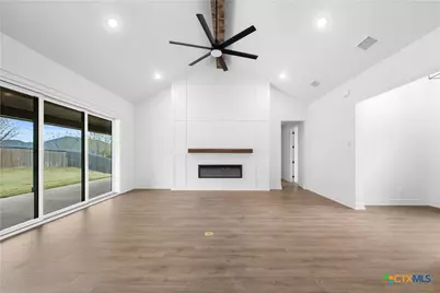 4084 Turning Leaf Drive, Nolanville, TX 76559 - Photo 4