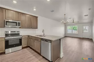 1006 College Ave, Troy, TX 76579 - Photo 4