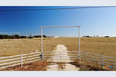 135 County Road 360, Gatesville, TX 76528 - Photo 2