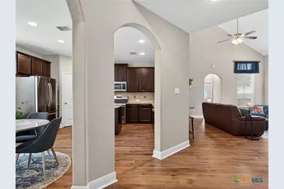 425 Timber Creek, Schertz, TX 78108 - Photo 8