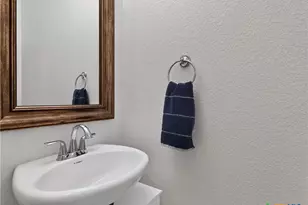 425 Timber Creek, Schertz, TX 78108 - Photo 20