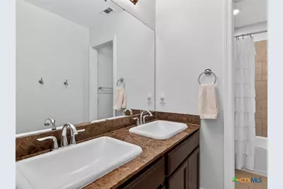 425 Timber Creek, Schertz, TX 78108 - Photo 26