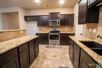 4104 Molly Dyer Drive, Killeen, TX 76549 - Photo 4