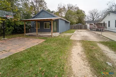 1006 W North Street, Victoria, TX 77901 - Photo 1