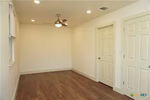 1019 Haynes St, San Marcos, TX 78666 - Photo 14