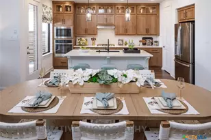 12184 Heartvine Pkwy, Schertz, TX 78154 - Photo 4