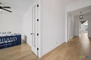 12184 Heartvine Pkwy, Schertz, TX 78154 - Photo 16