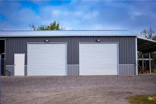 3585 Pittman Rd, St Hedwig, TX 78152 - Photo 32