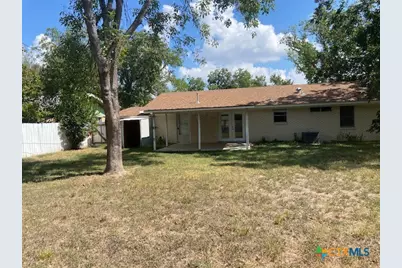 106 Huff Street, Luling, TX 78648 - Photo 8
