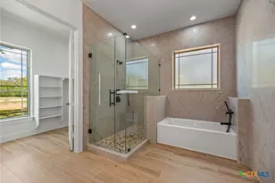 114 Center Tree Dr, Palacios, TX 77465 - Photo 24