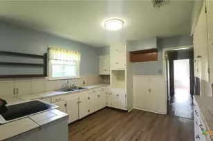 209 Diebel Dr, Victoria, TX 77905 - Photo 14