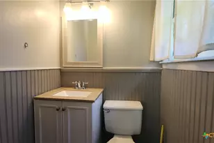 209 Diebel Dr, Victoria, TX 77905 - Photo 10