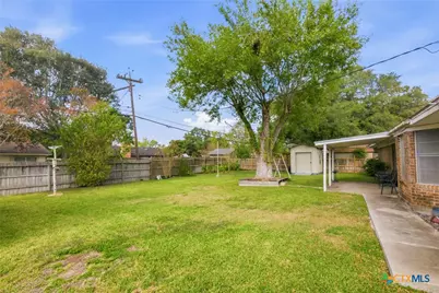 403 Salisbury Lane, Victoria, TX 77904 - Photo 24