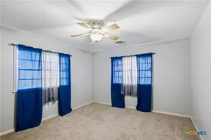 403 Salisbury Ln, Victoria, TX 77904 - Photo 18