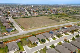 2084 Tejas Pecan, New Braunfels, TX 78130 - Photo 24