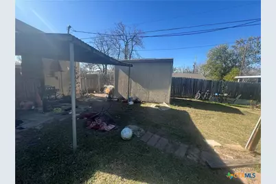 403 Davidson Drive, Taylor, TX 76574 - Photo 4